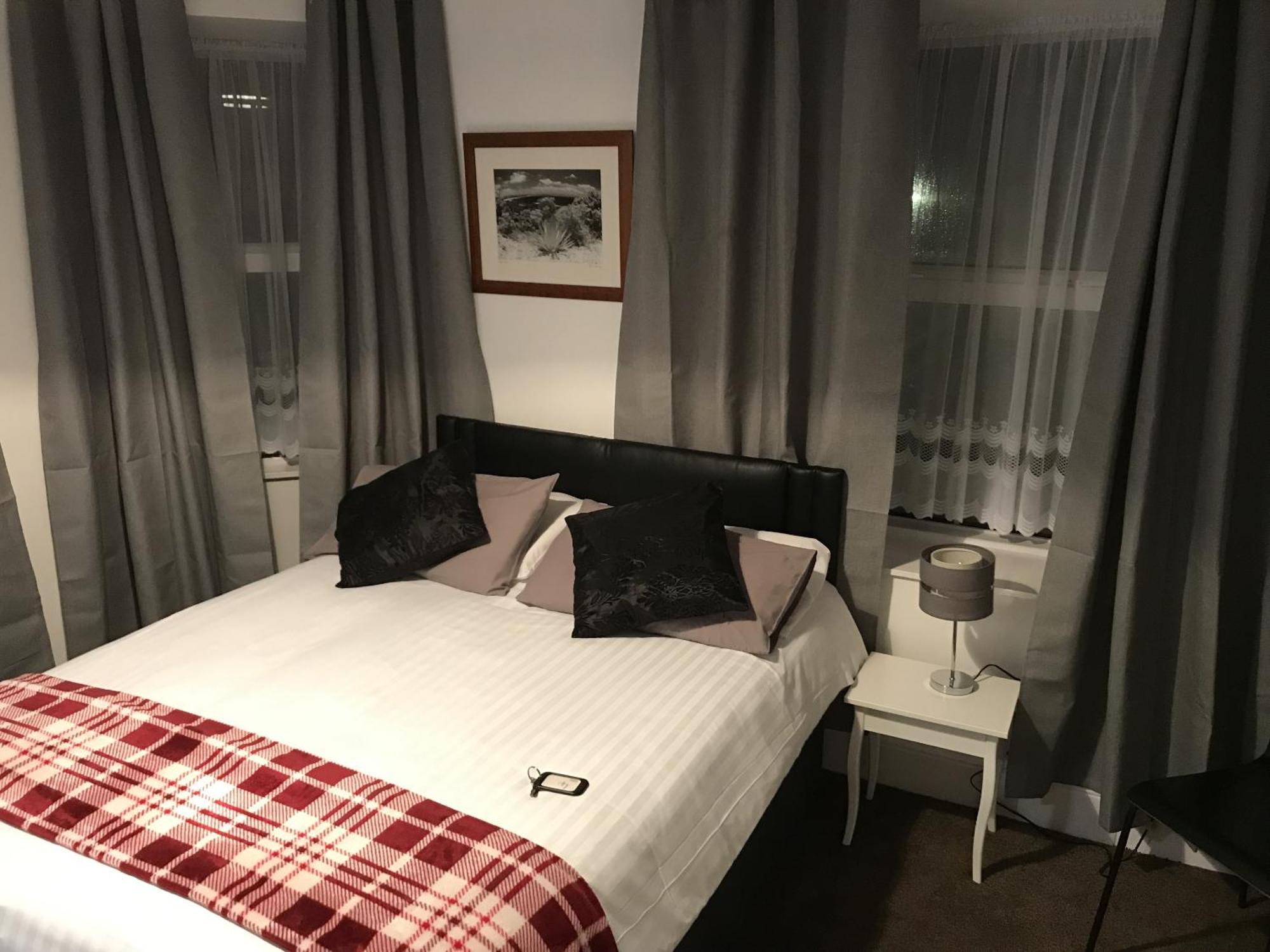 The Victoria Hotel プスヘリ エクステリア 写真